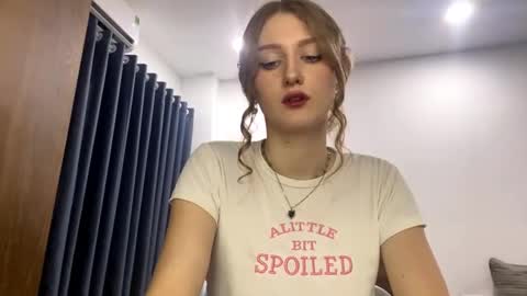 Snapshot of venniebonillas chatting on February 2026 10:49:02 AM Emily online show from February 2026 10:49:02 AM