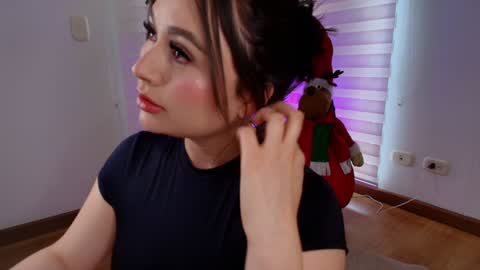 Venus online show from December 2024 08:50:02 PM