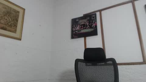 Snapshot of venus_lov chatting on November 2025 10:38:01 AM venus_lov online show from November 2025 10:38:01 AM