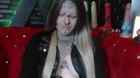 Venus Ink online show from July 2026 02:01:01 PM