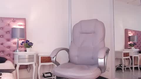 Venus  online show from December 2025 11:50:01 AM