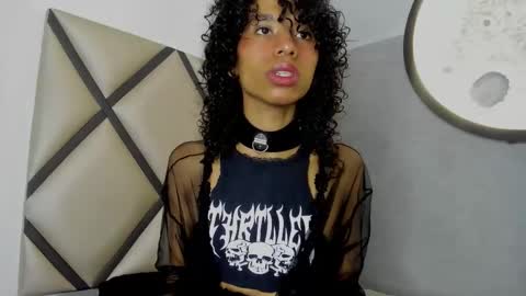 venuss_03 online show from February 2026 03:26:01 AM