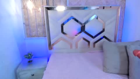  Venuss  online show from November 2025 07:00:02 AM