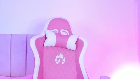 Shelly online show from September 2025 02:11:02 AM