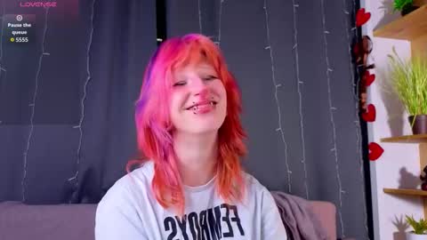 Erica online show from March 2026 08:15:01 PM