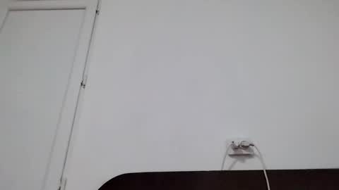 Snapshot of vera_elle chatting on June 2026 06:24:02 PM Vera online show from June 2026 06:24:02 PM
