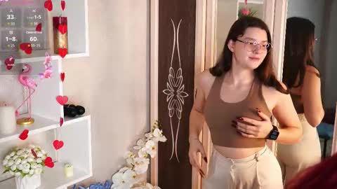 Kate and Anna online show from October 2025 05:57:02 PM