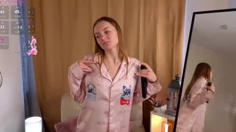 Snapshot of vernitashinsky chatting on September 2025 01:17:01 AM Olivia online show from September 2025 01:17:01 AM