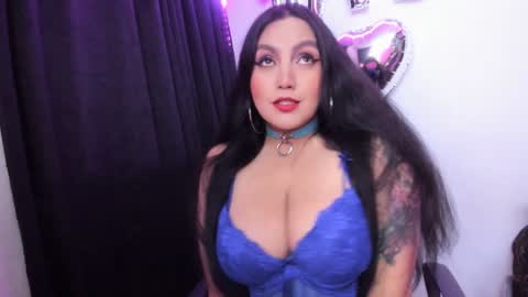  karolina online show from February 2025 03:32:02 AM