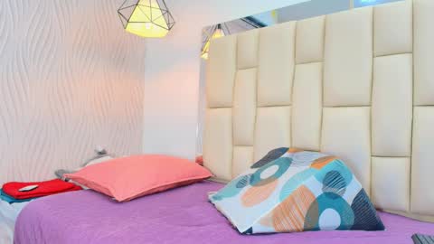 Snapshot of vero_temptation chatting on November 2025 12:05:02 PM Vero online show from November 2025 12:05:02 PM