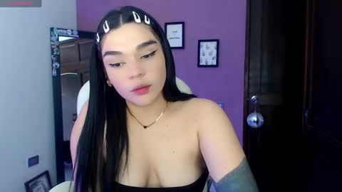 Snapshot of veronica_118 chatting on March 2025 05:31:02 AM veronica_118 online show from March 2025 05:31:02 AM