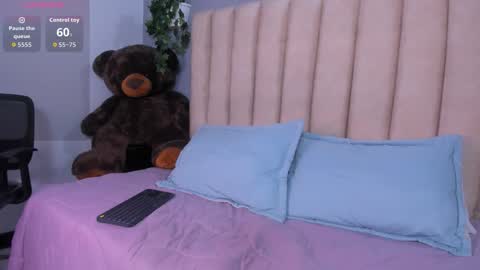 Snapshot of veronica_black18 chatting on February 2026 06:08:02 AM Veronica online show from February 2026 06:08:02 AM