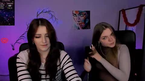 Ronni online show from November 2025 08:19:02 PM