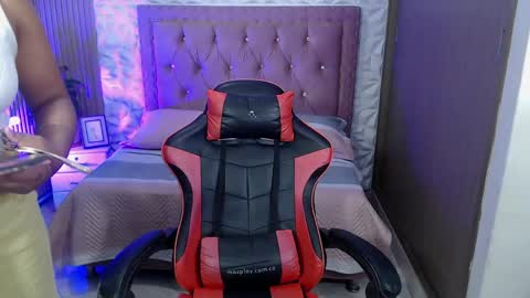 VERONICA online show from April 2026 01:36:02 PM