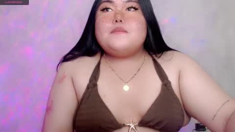 Snapshot of veronicakisses chatting on February 2026 05:58:01 PM MS. VERONICA 22 I love Aza 3 online show from February 2026 05:58:01 PM