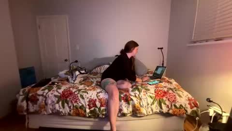 Veronica Lake online show from December 2025 01:02:01 AM