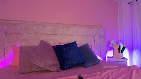 Vero  online show from February 2025 05:46:02 PM