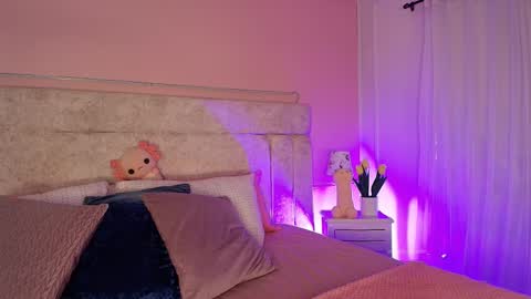 Vero  online show from March 2025 12:39:02 PM