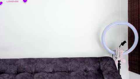 VeronicaTonu online show from October 2025 03:14:01 PM