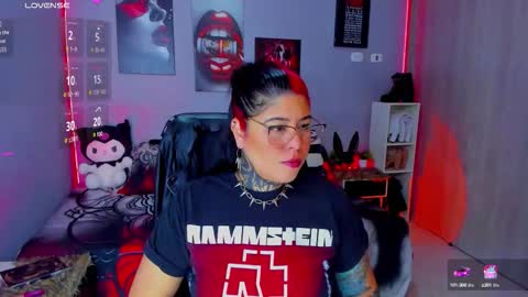 Miss Veronika online show from October 2025 07:53:01 AM