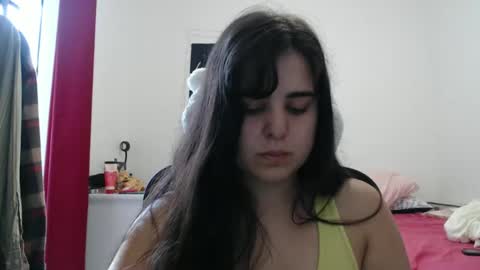 Snapshot of veruca99 chatting on April 2026 05:47:01 PM veruca99 online show from April 2026 05:47:01 PM