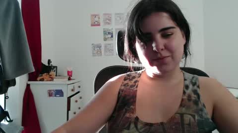Snapshot of veruca99 chatting on May 2026 08:04:04 PM veruca99 online show from May 2026 08:04:04 PM