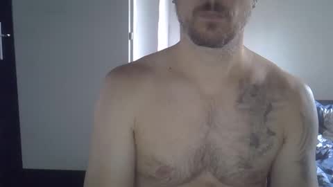 Snapshot of veryhotpervert chatting on October 2025 11:10:01 AM veryhotpervert online show from October 2025 11:10:01 AM