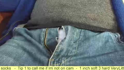 Snapshot of verylittletiny chatting on November 2025 08:11:02 AM Erik online show from November 2025 08:11:02 AM