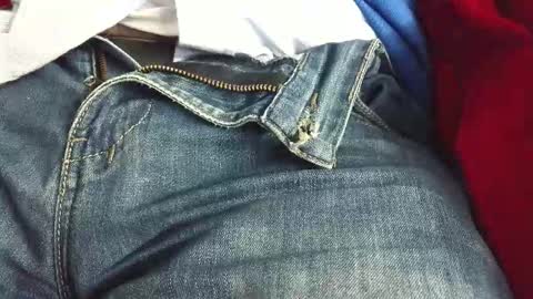 Snapshot of verylittletiny chatting on November 2025 06:24:01 AM Erik online show from November 2025 06:24:01 AM