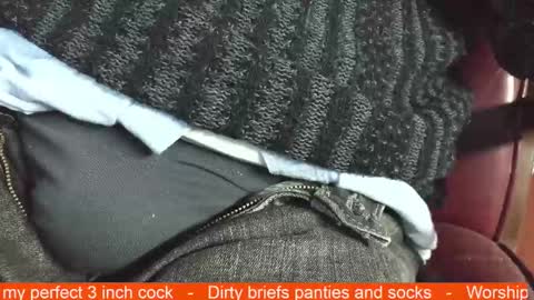 Snapshot of verylittletiny chatting on December 2025 07:42:01 PM Erik online show from December 2025 07:42:01 PM