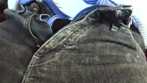 Erik online show from March 2026 07:44:01 AM