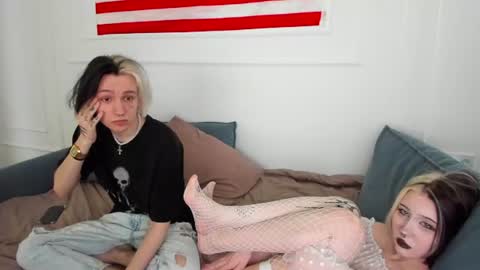 veryraretwins online show from July 2026 05:09:02 AM