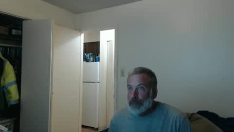 hairy man online show from January 2026 01:19:01 AM