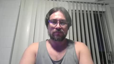 Snapshot of vesturelove chatting on October 2025 01:50:02 AM vesturelove online show from October 2025 01:50:02 AM