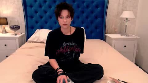 Via online show from October 2025 08:29:02 PM