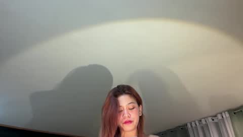 via_olala online show from October 2025 08:02:02 AM