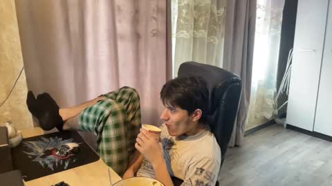 vialeras online show from November 2025 04:55:02 AM