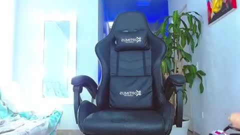 Ariana  online show from December 2024 09:24:01 PM