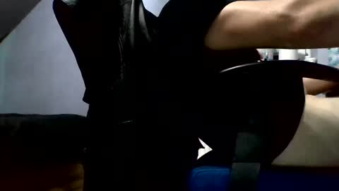 vibetrekker online show from November 2025 08:18:01 PM