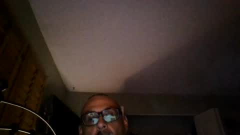 Snapshot of vic171477 chatting on July 2026 08:21:01 AM vic171477 online show from July 2026 08:21:01 AM