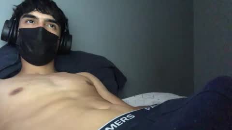 Snapshot of vicente24milf chatting on October 2025 06:57:02 PM vicente online show from October 2025 06:57:02 PM