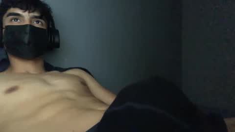 Snapshot of vicente24milf chatting on October 2025 05:24:02 PM vicente online show from October 2025 05:24:02 PM