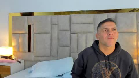 antonia y andrew online show from February 2026 04:06:02 AM