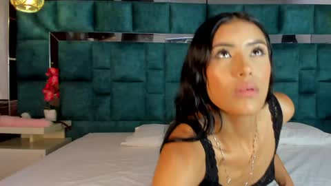 antonia y andrew online show from April 2026 04:56:01 AM