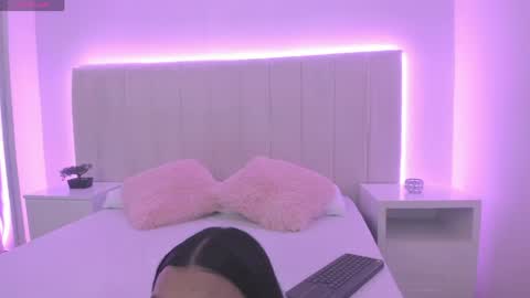 Vicky online show from June 2026 07:30:01 PM