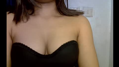 Snapshot of vicky2good chatting on July 2026 02:06:02 AM Assy online show from July 2026 02:06:02 AM