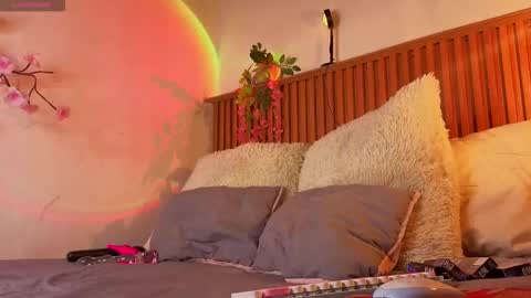 VICTORIA online show from October 2025 08:28:01 PM