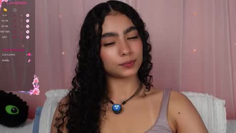 vicky_curly online show from September 2025 04:06:02 PM