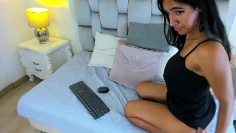 vicky franco online show from June 2026 08:00:01 PM