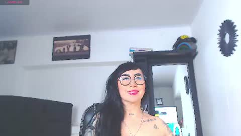 Vicky  online show from July 2026 11:03:02 AM